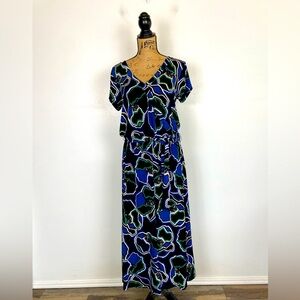 Chico's Travelers Floral Maxi Dress Size 1 US 8/10 Belted V-Neck Short Sleeve